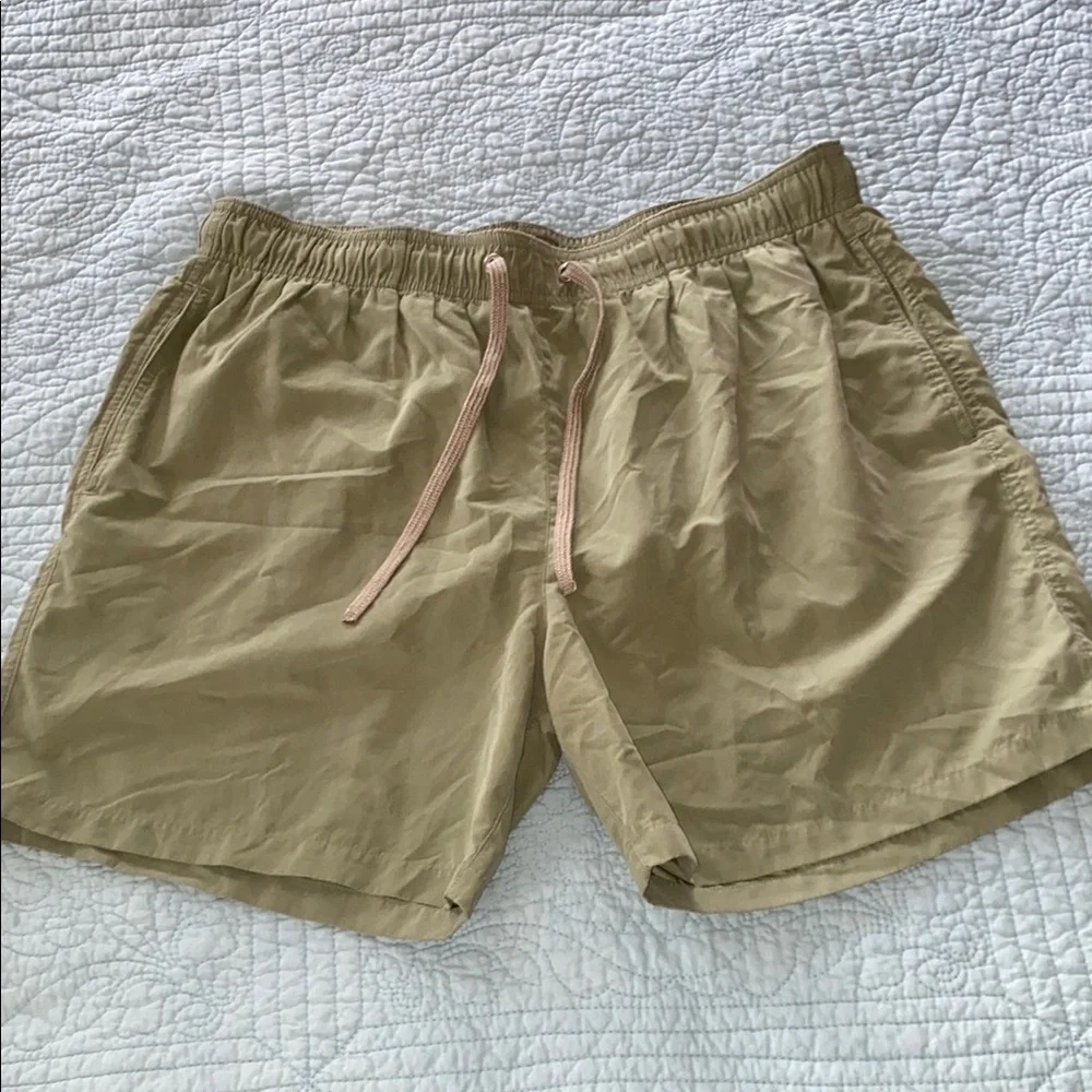 NWOT Benibeca Kasimba Mid Length Shorts